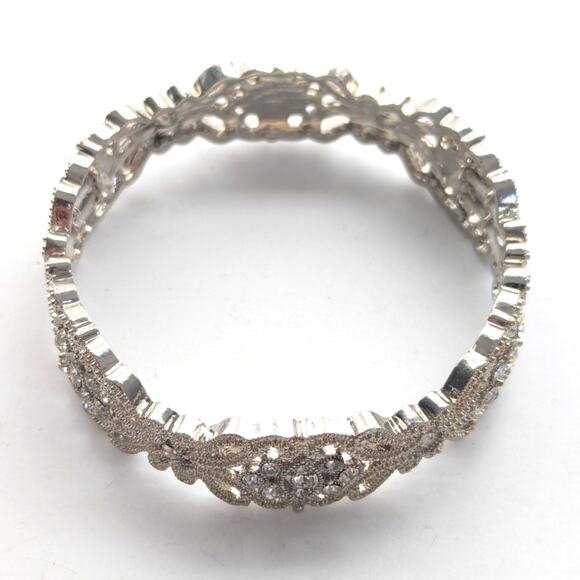 Silver Tone Ornate Regal Scrolling Rhinestone Stretch Cuff Evening Bracelet - Picture 2 of 4